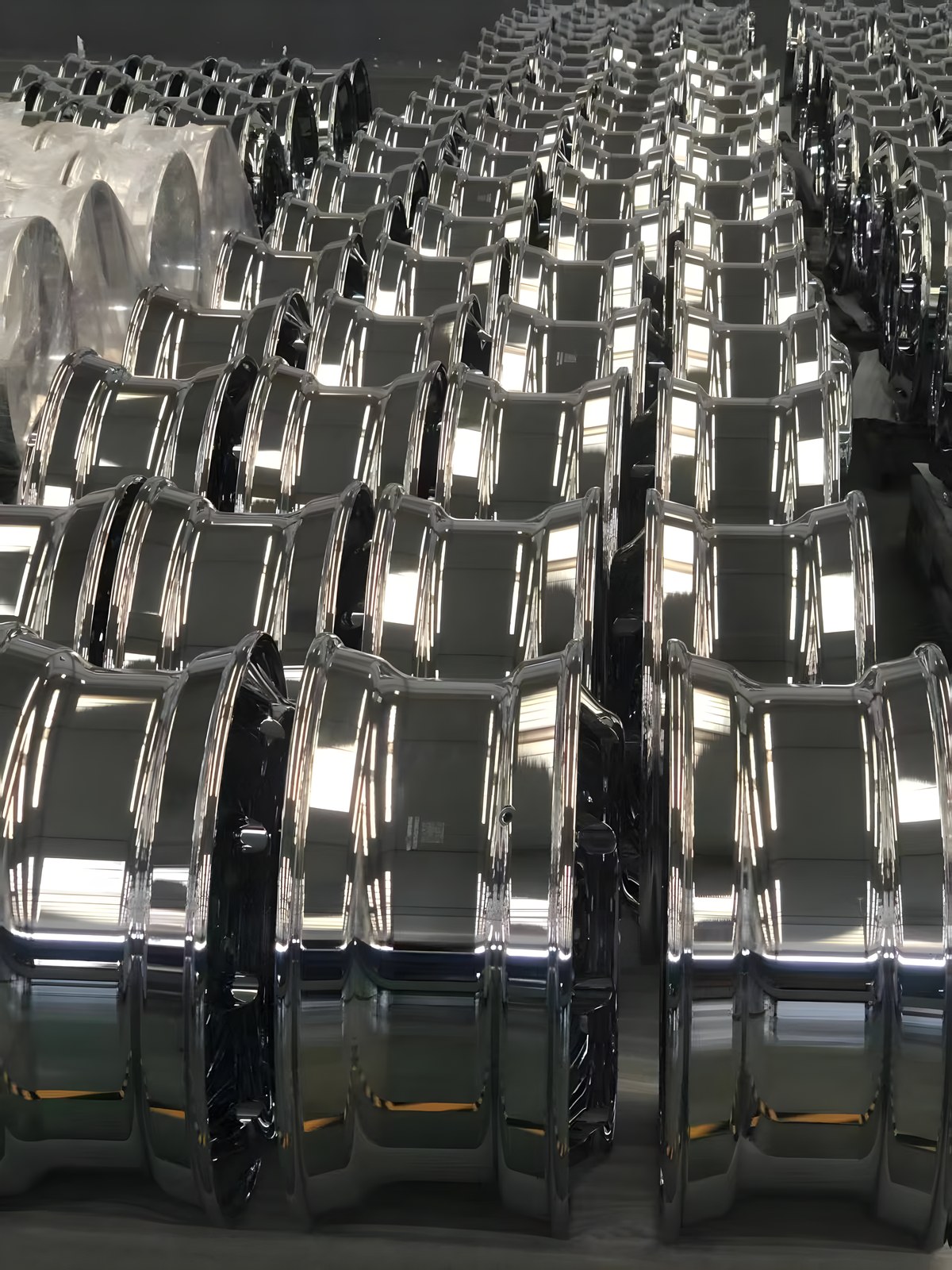 Forged aluminum truck wheels in batch stock